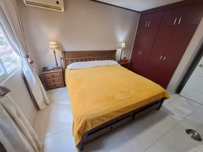 Venta de Casa en Villa Lucre, Residencial Paseo Real, 208m2