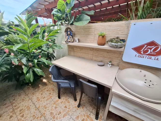 Venta de Casa en Villa Lucre, Residencial Paseo Real, 208m2