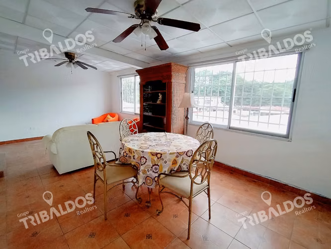 VENTA DE CASA ADOSADA EN VILLA CÁCERES