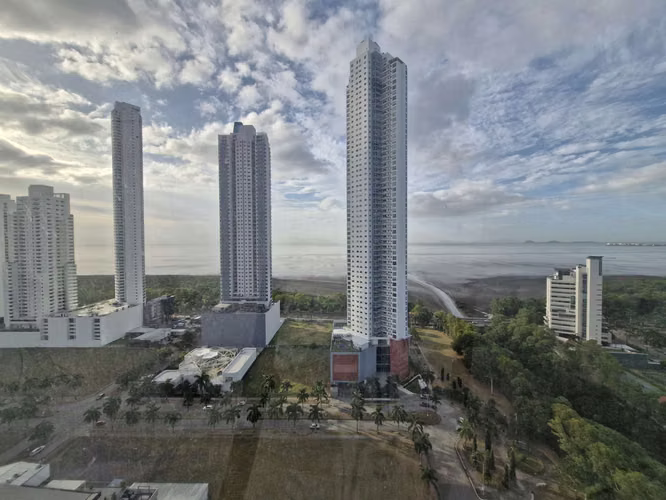ARIA $1,020,000 358m2 4 recs