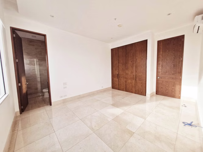 ARIA $1,020,000 358m2 4 recs