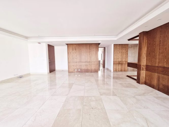 ARIA $1,020,000 358m2 4 recs