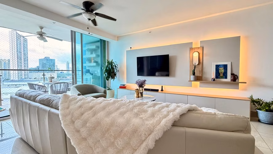 Venta de apartamento en PH Bali, Costa del Este