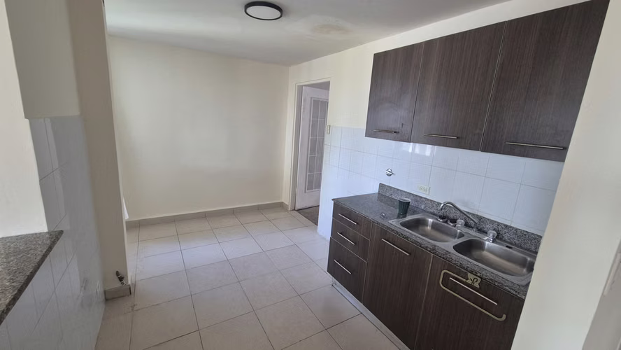 CASA EN VENTA - Las Olas, Playa Dorada - Vista Alegre Arraiján
