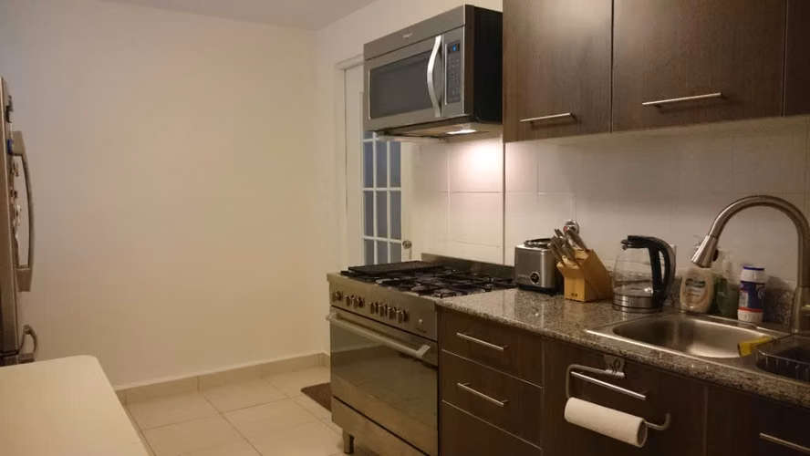 CASA EN VENTA - Las Olas, Playa Dorada - Vista Alegre Arraiján