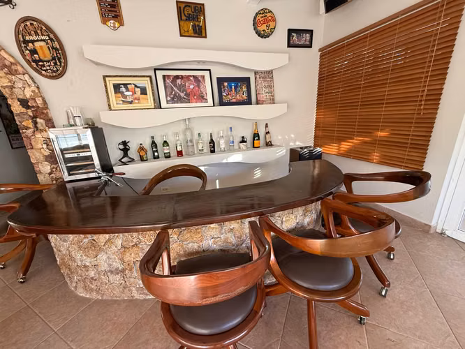 Venta de Casa en Coronado, 452m2 de construcción y 3,000m2 de terreno