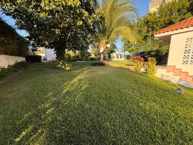 Venta de Casa en Coronado, 452m2 de construcción y 3,000m2 de terreno