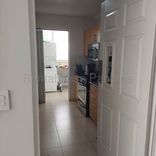 Vendo Apartamento Exclusivo en PH Sol del Este, Costa del Este 26-3835GG