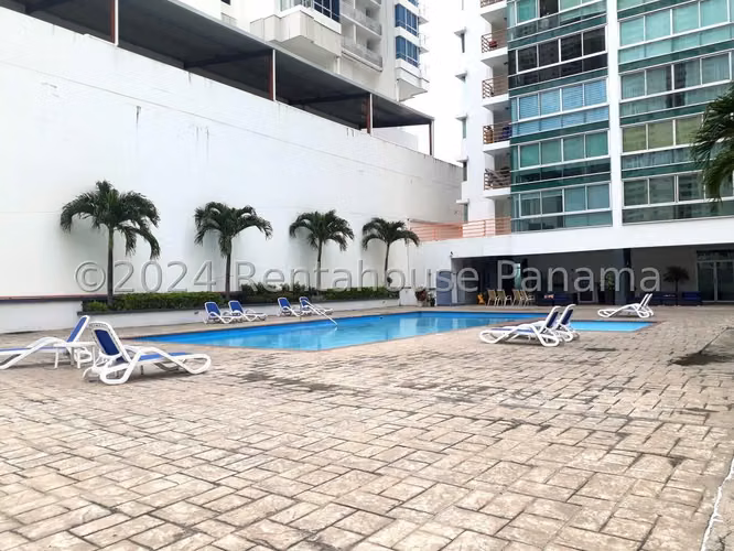 Vendo Apartamento Exclusivo en PH Sol del Este, Costa del Este 26-3835GG