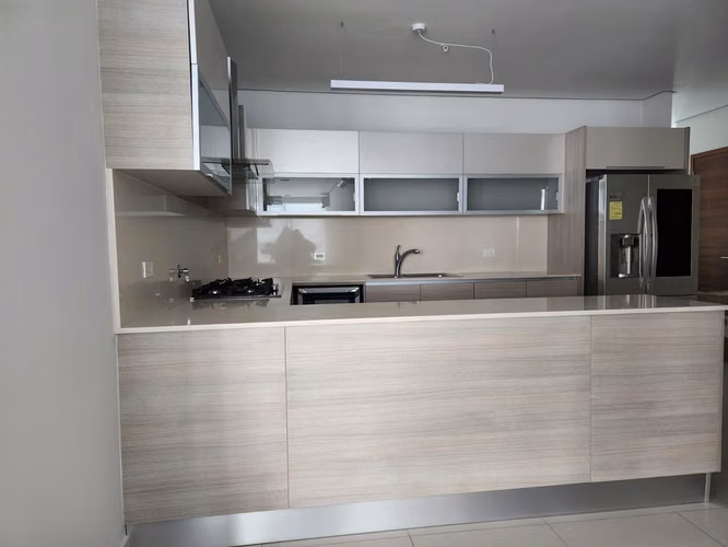 VENDO APARTAMENTO EN COSTA DEL ESTE MC