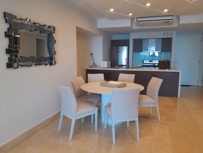 Melissa Foster Luxury alquila apartamento en Bella Vista, PH Yoo – Avenida Balboa MFR1857