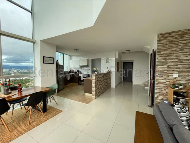 Vendo Apartamento Privilegiado en PH Park Loft, San Francisco 26-3806GG