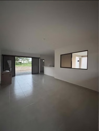 SE ALQUILA CASA A ESTRENAR EN RESIDENCIAL CERRADO Y EXCLUSIVO DE LOS ALGARROBOS - Imagen 2