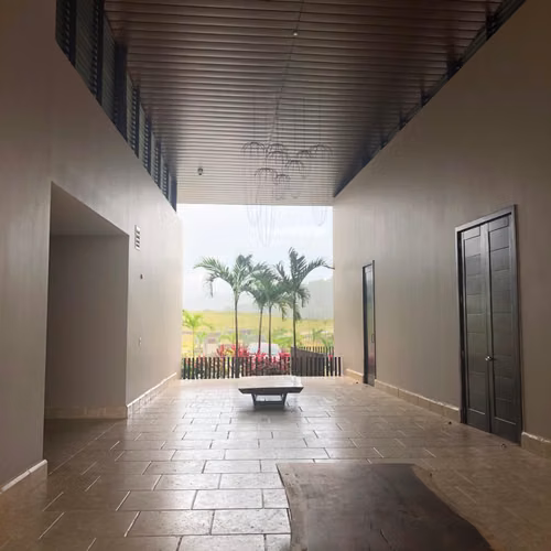 ALQUILO CASA EN GOLF GARDENS MC