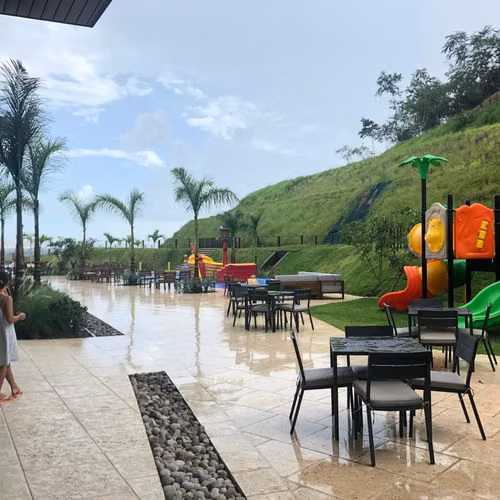 ALQUILO CASA EN GOLF GARDENS MC