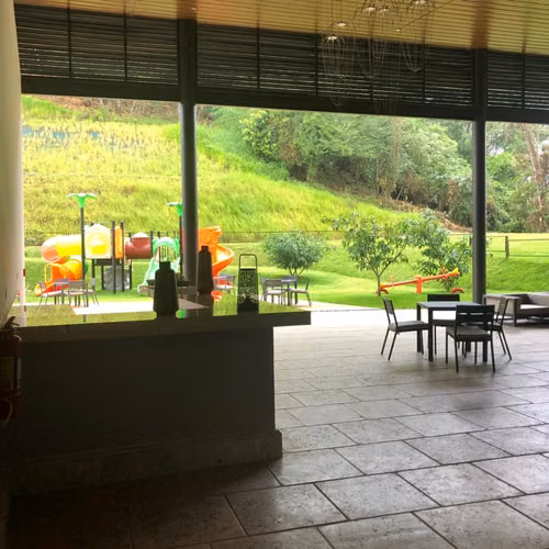 ALQUILO CASA EN GOLF GARDENS MC