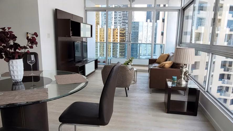 $185,000 AVENIDA BALBOA VENDO ESPECTACULAR APARTAMENTO PH BAYFRONT - Imagen 3