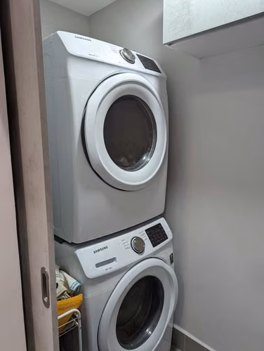 $255,000 EN LA LOMA VENDO HERMOSISIMO APARTAMENTO 112 MTS2 - Imagen 7