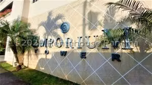 Venta de Apartamento con 330m2 en San Francisco PH Emporium Tower 26-4526SR