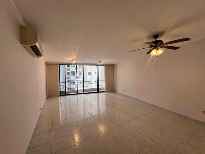 APARTAMENTO para la VENTA en Punta Paitilla, PH Royal Princess