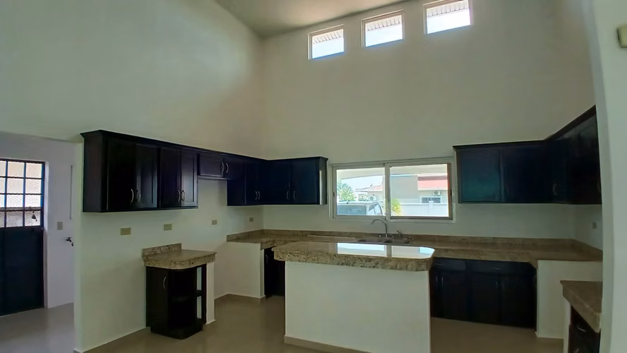 Casa en venta – Residencial Coquitos Hills, David, Chiriquí