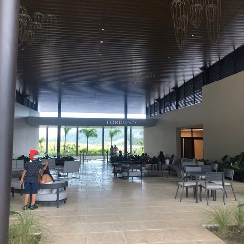 Alq/Vta Casa Golf Gardens - Villa Lucre RDA