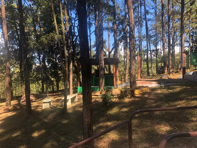 Venta de Casa con Amplio Terreno en Cerro Azul