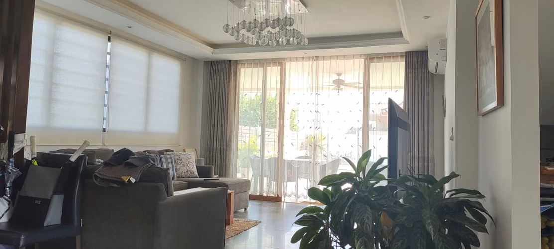 $690,000  VENDO ESPECTACULAR CASA EN CLUB DEL GOLF 854.27 MT2 - Imagen 4