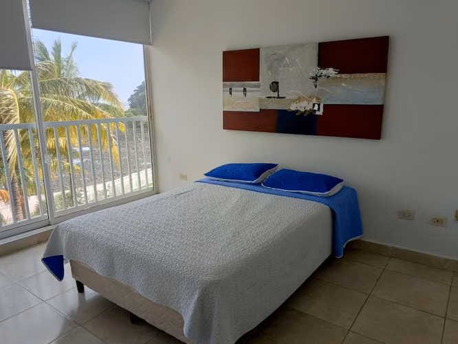 Venta de Apartamento en Playa Dorada – Primera Línea de Playa
