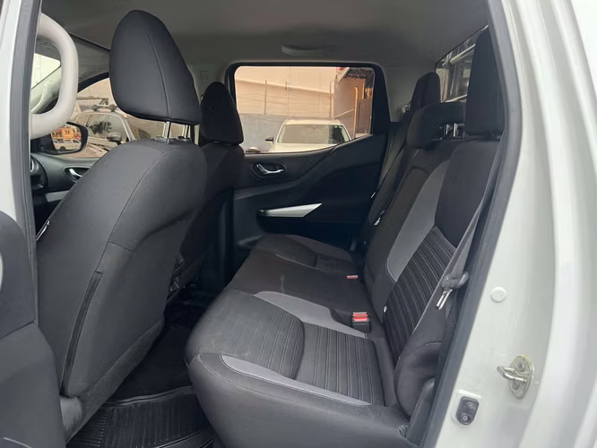 Nissan Np300 Frontier 2022