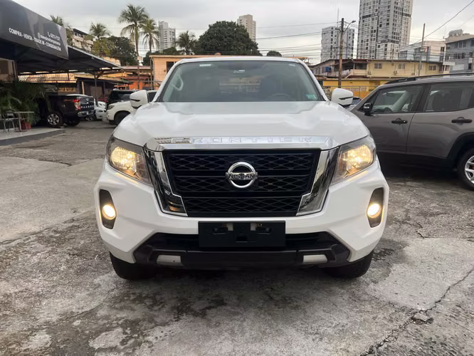 Nissan Np300 Frontier 2022