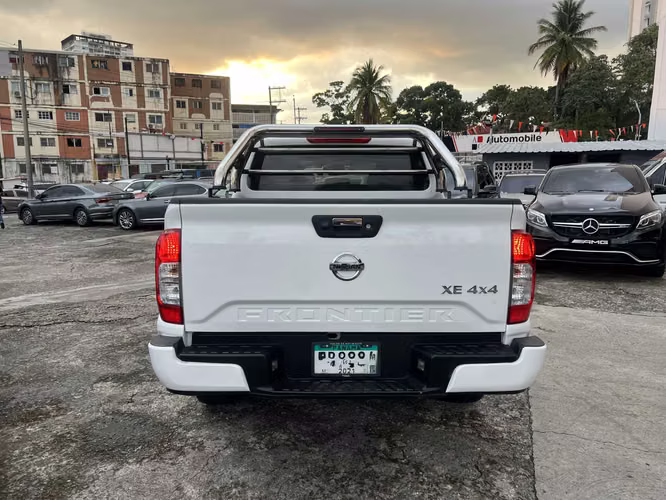 Nissan Np300 Frontier 2022