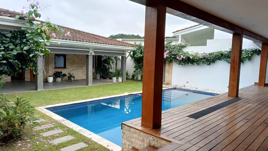 Venta de Casa – Altos del Golf, Brisas del Golf