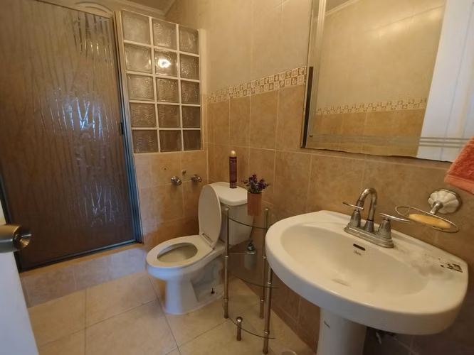Casa Comercial en Venta en Parque Lefevre | 302 m² | Ideal Oficina o Inversión