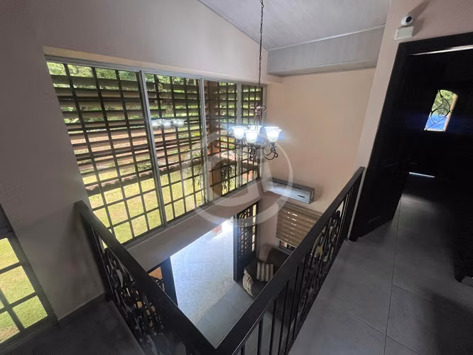 Venta Casa Condado del Rey Amplio Patio Lateral