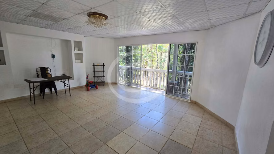 Venta Casa Cerro Azul con Club Privado