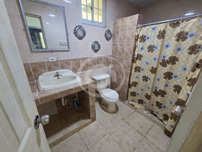 Venta Casa Cerro Azul con Club Privado