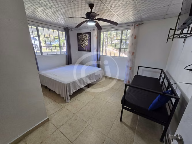 Venta Casa Cerro Azul con Club Privado