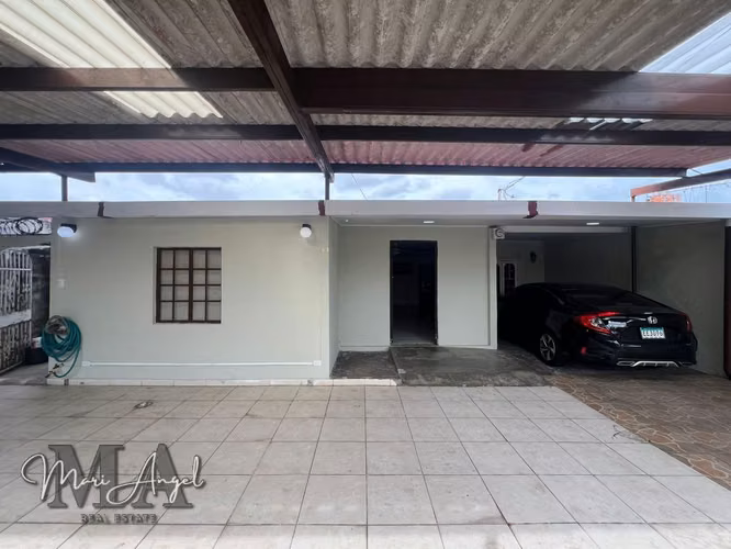 VENTA DE CASA EN CHANIS