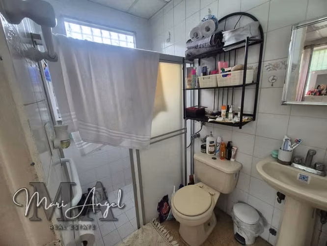 VENTA DE CASA EN VILLA LUCRE