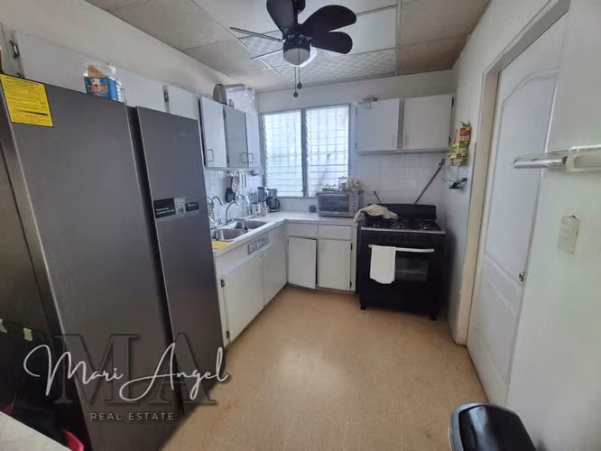 VENTA DE CASA EN VILLA LUCRE