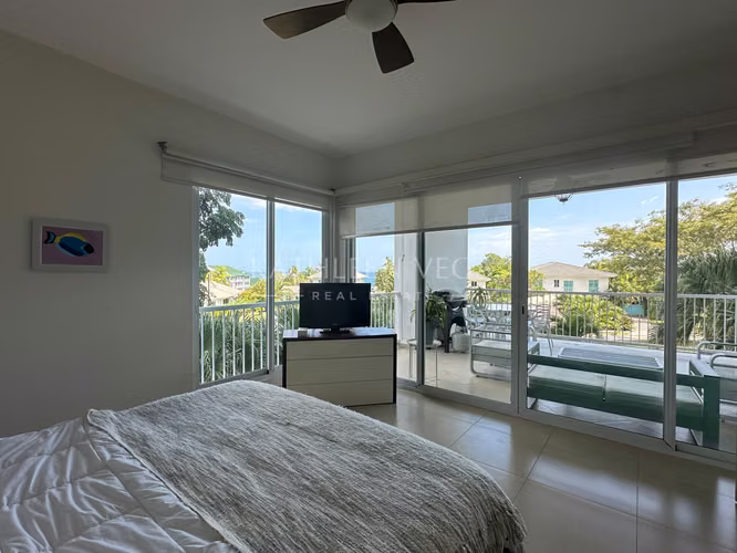 Apartamento Amoblado con vista parcial al mar en Torre Cocolí, Bijao Golf Resort - Imagen 11