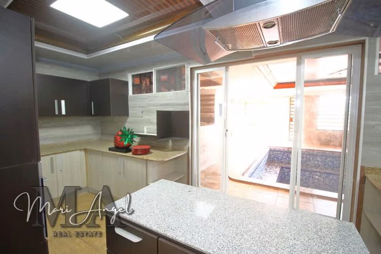 VENTA DE CASA EN BRISAS DEL GOLF