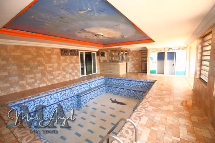 VENTA DE CASA EN BRISAS DEL GOLF