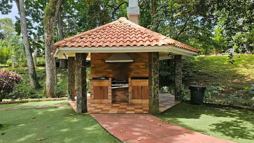 ALQUILER CASA CON PISCINA 4 RECAMARAS CERCA CLAYTON CAMINO DE CRUCES MLD