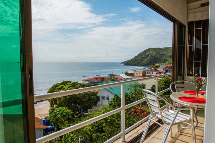 Venta de Casa con Vista Al Mar en Taboga