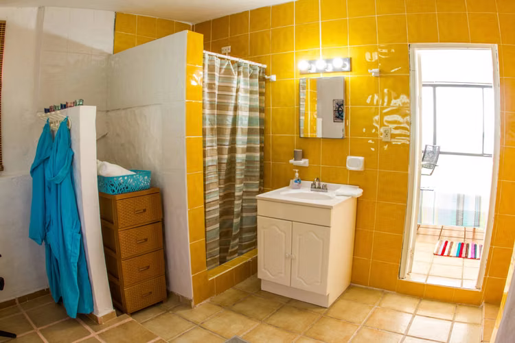 Venta de Casa con Vista Al Mar en Taboga