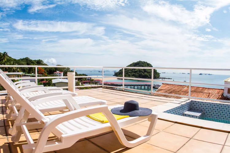 Venta de Casa con Vista Al Mar en Taboga