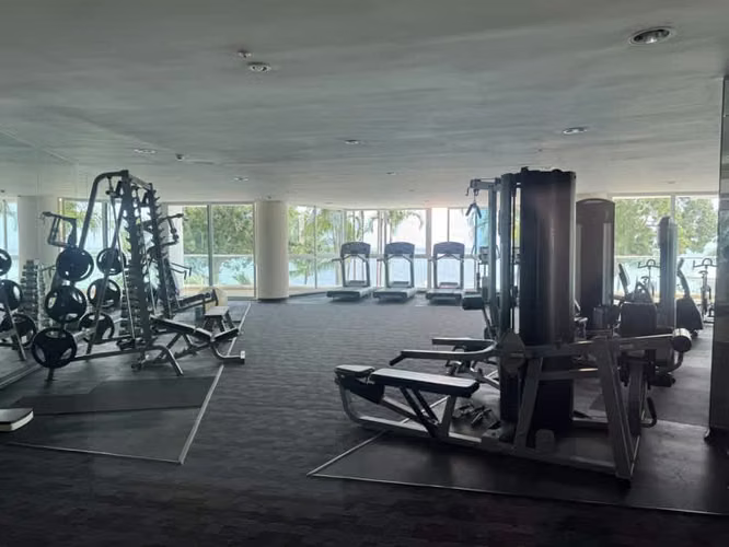 Venta de Apartamento Frente al Mar en Santa Clara con Balcón