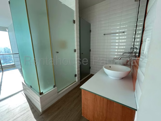 Venta de Apartamento en Punta Pacifica Ph Loft Four 41 Mts2: 177.83 PD